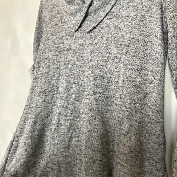 Women’s Max Studio Dress with Envelope Neck - Picture 5 of 6